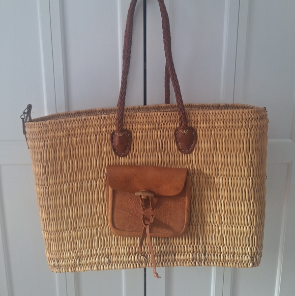 Handbags - Woven Straw Tote Bag with Brown Leather Pocket